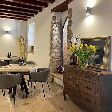 Отель Corte Impero & Restaurant Аффи