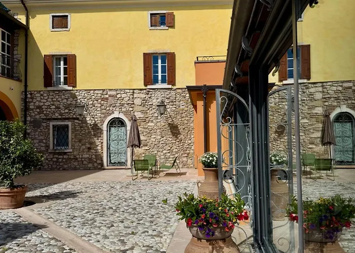 Corte Impero & Restaurant 3*