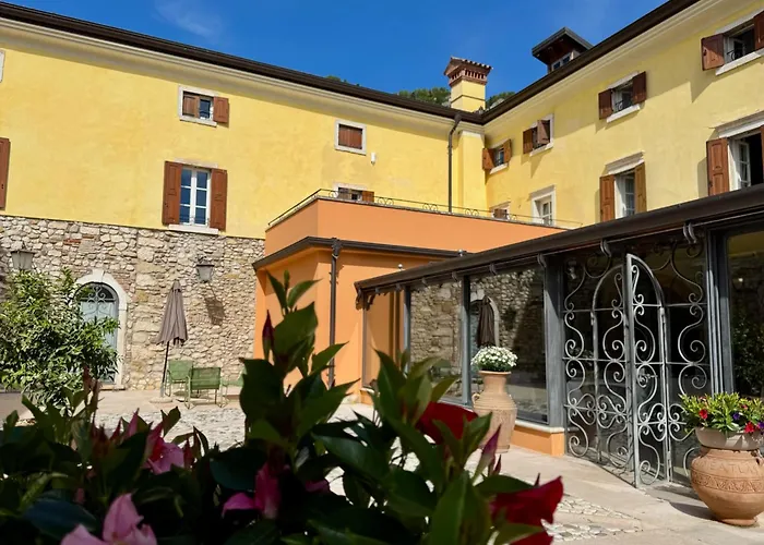 Corte Impero & Restaurant Hotel